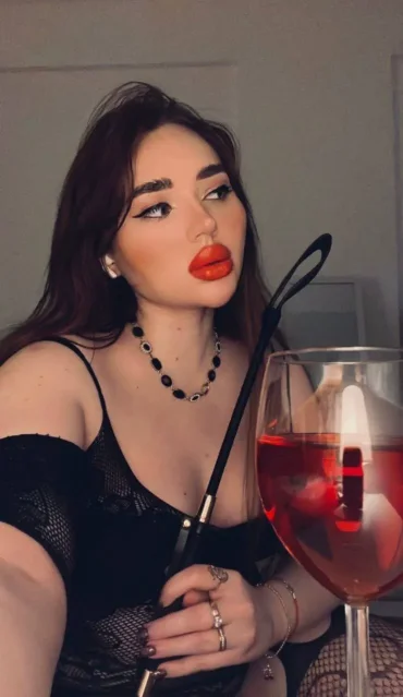 Albina - Escort in Dubai