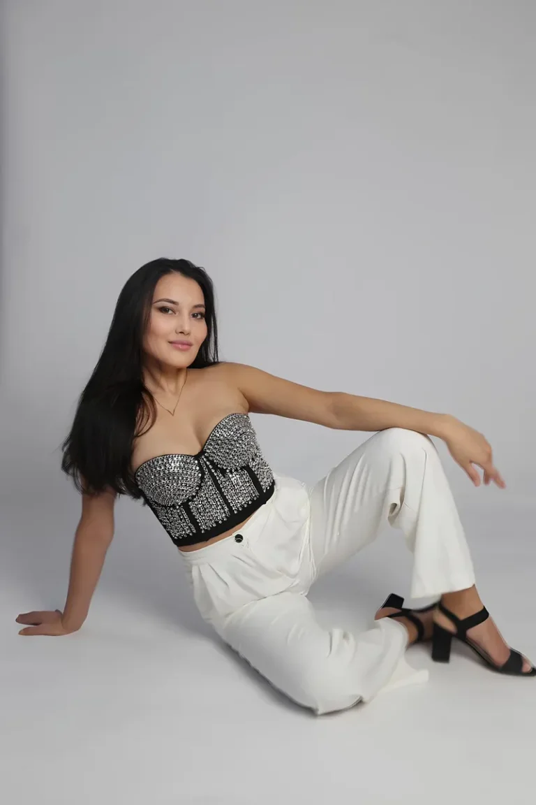 Mariella — escort photo 4