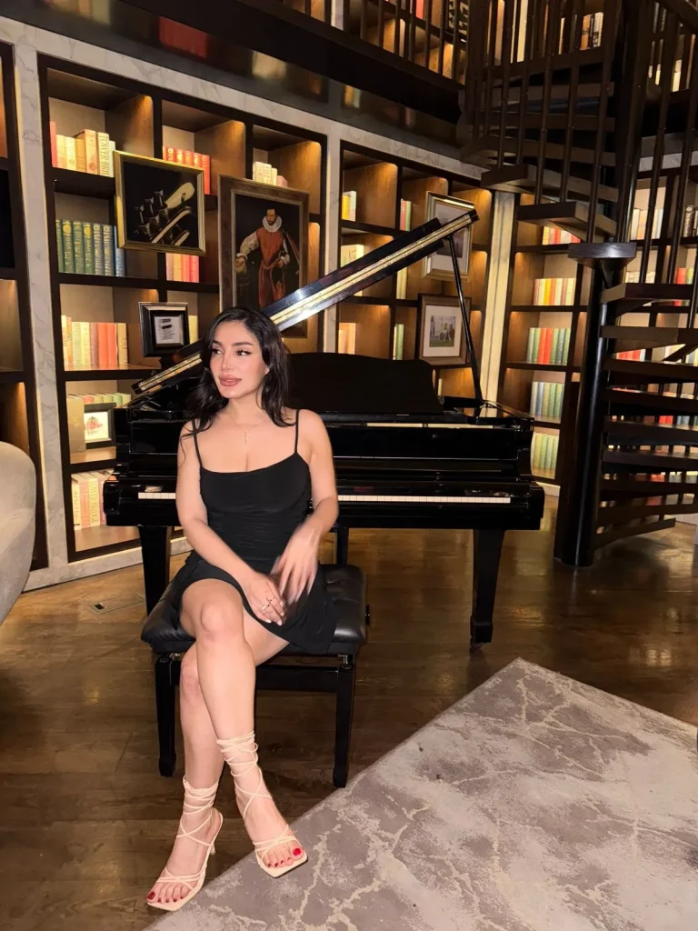 Sara — escort photo 3