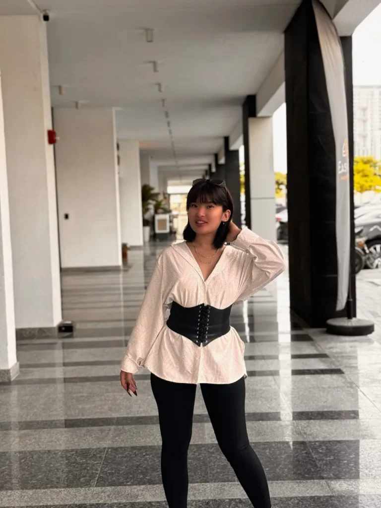 Kim — escort photo 5