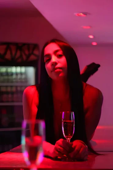 Alana - Escort in Abu Dhabi