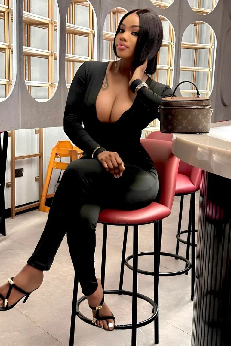 Casey — escort photo 6