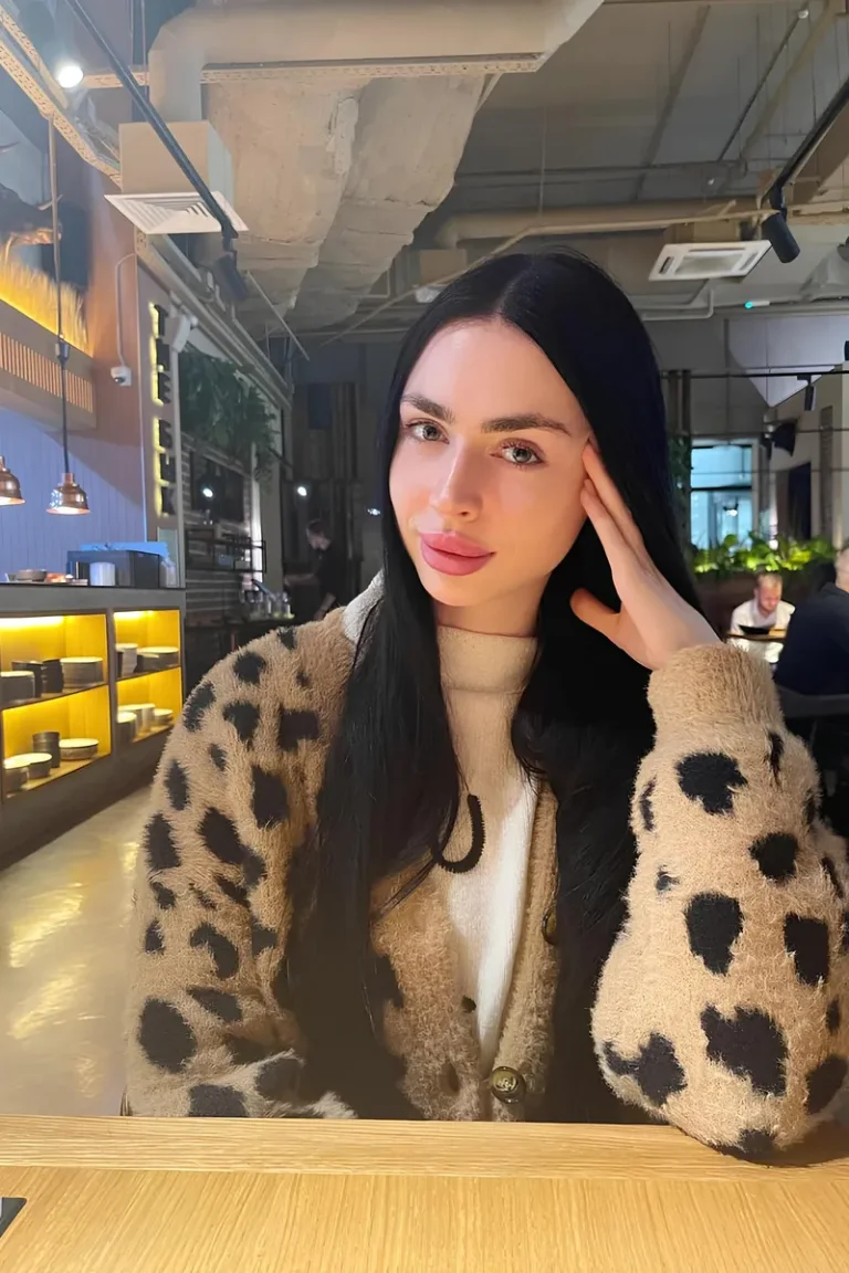 Oksana — escort photo 5