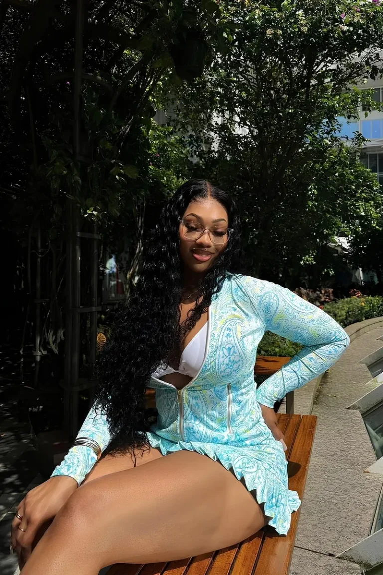 Lia — escort photo 3
